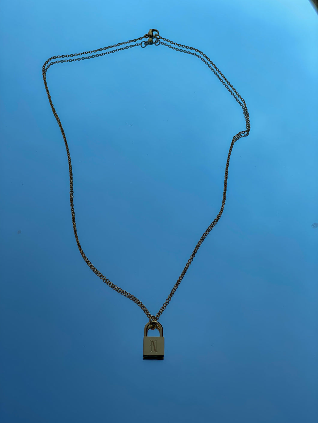 N Letter Locket Necklace (GOLD)